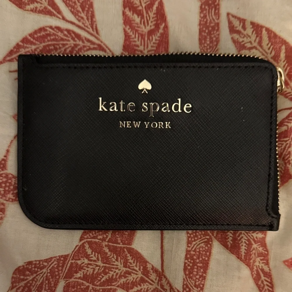 Kate Spade Black Zip Card Holder